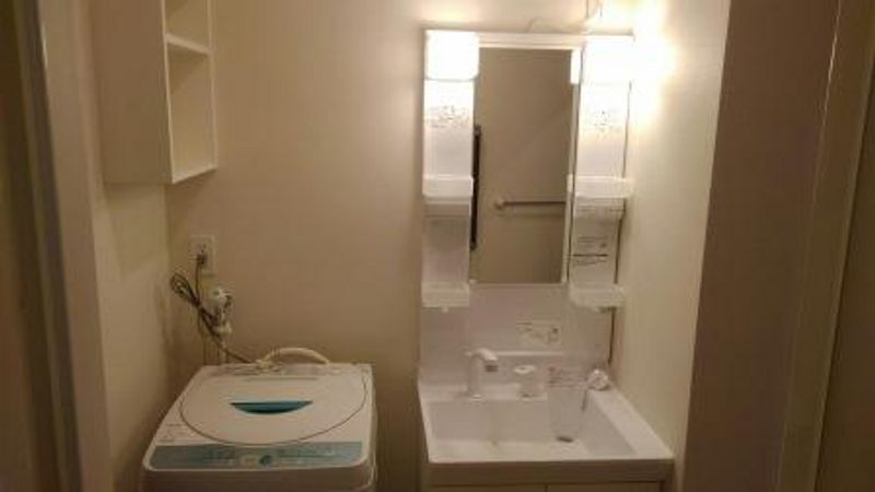 CLEINO TATEISHI Washroom