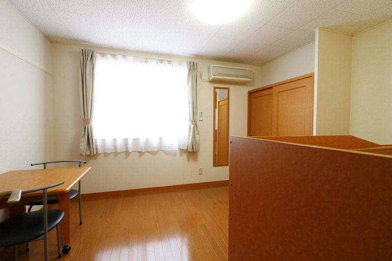 レオパレスＭＫ 居間
