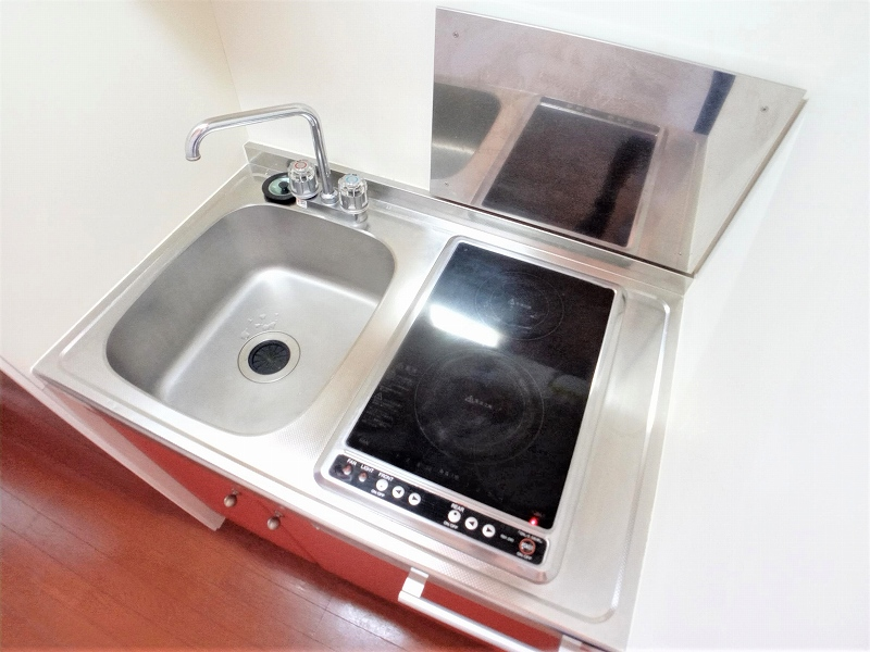 レオパレスジュネスドミール キッチン