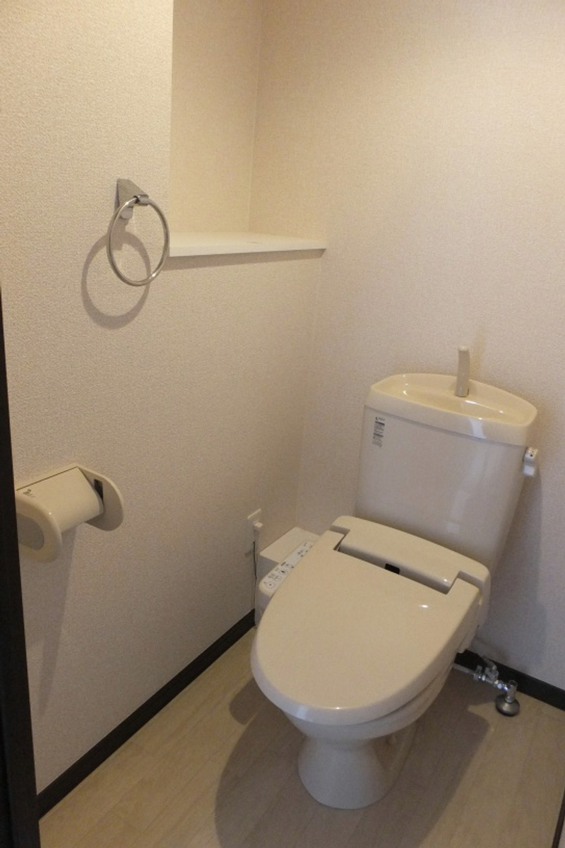 LEONEXT Plum West 화장실