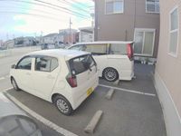 レオパレスＧＥＭ 駐車場