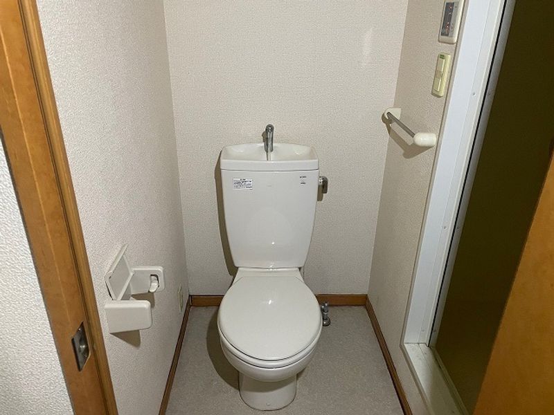 レオパレスハーティハイツ トイレ