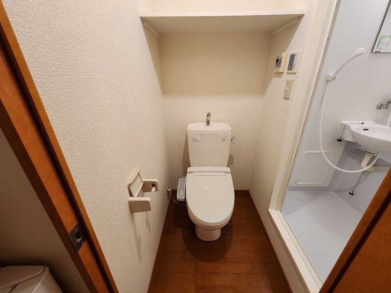 レオパレスクレール トイレ