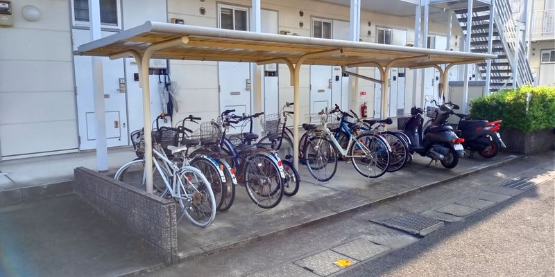 レオパレスフランボワーズ　Ａ 共用部分