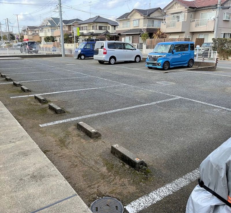 レオパレス小牧Ⅱ 駐車場