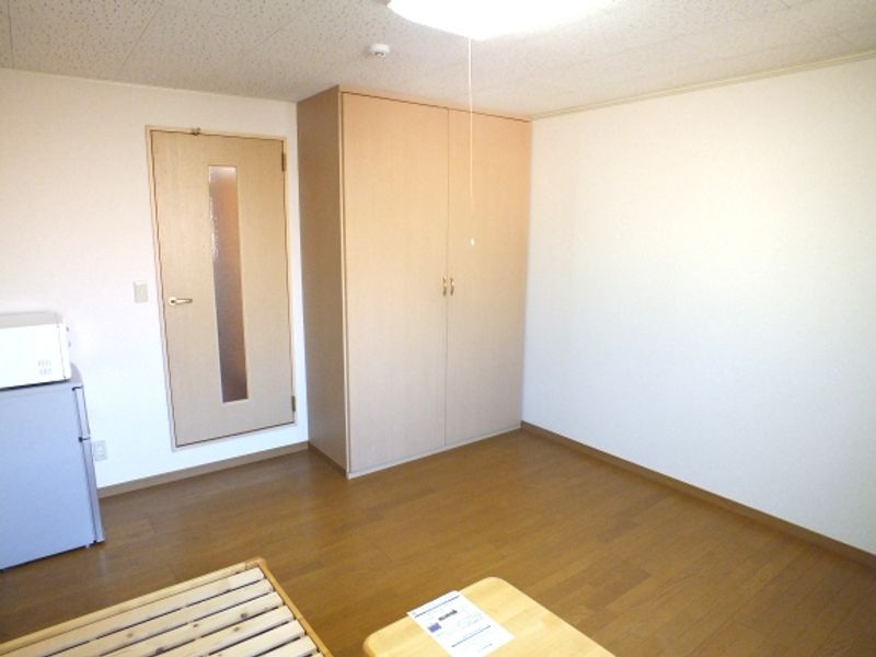 レオパレスリバーテラス 寝室