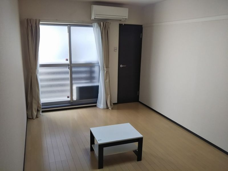 クレイノうれし荘 居間