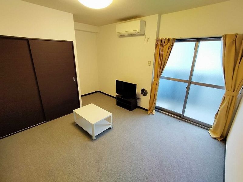 レオネクストルイエ西大井 居間