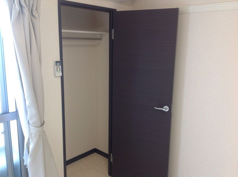 レオネクスト路家燕沢 収納