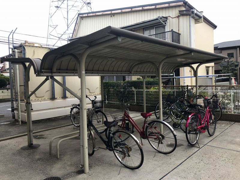 レオパレスアドラーブル 共用部分