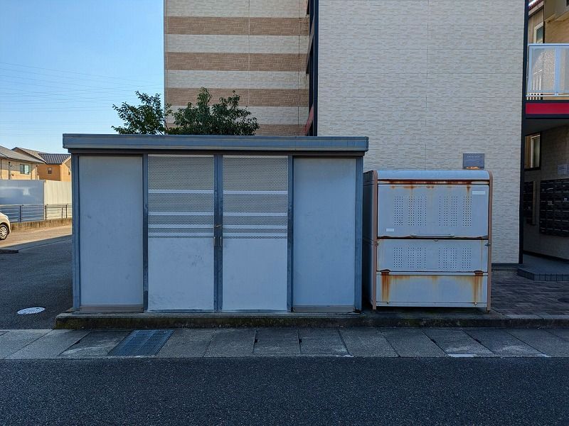 レオパレス日永レジデンス その他