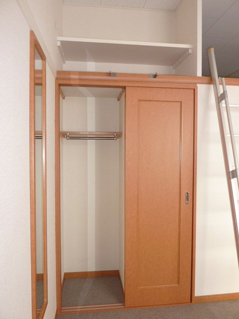レオパレスフォートⅡ 収納