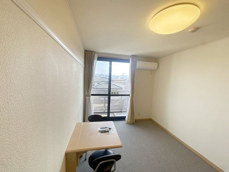 leopalace Behind Tronchino 거실