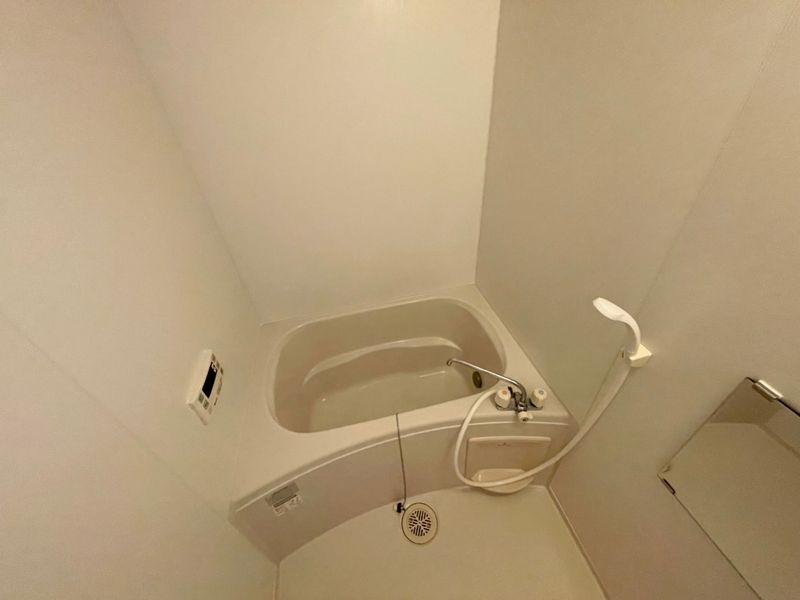 LEONEXT K III Bathroom