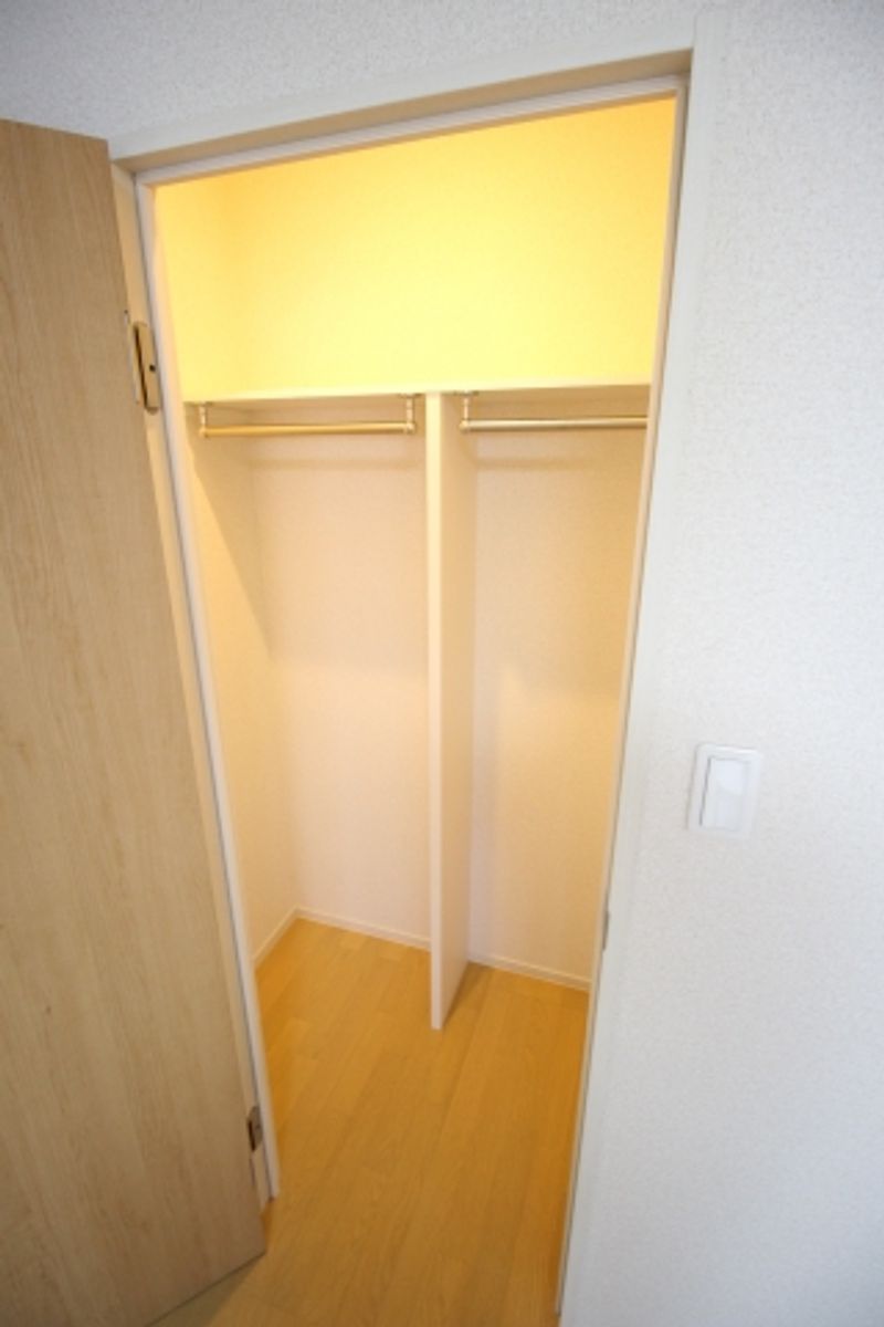 クレイノウィステリア 収納