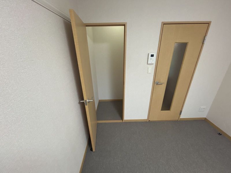 レオパレスしろがね 収納