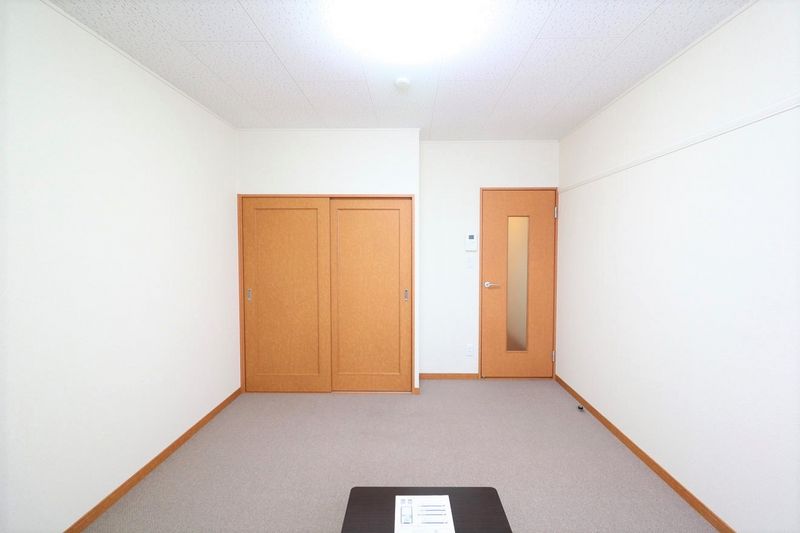 レオパレス本天沼ＥＴ 居間