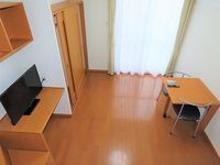 レオパレスフローリッシュ 居間