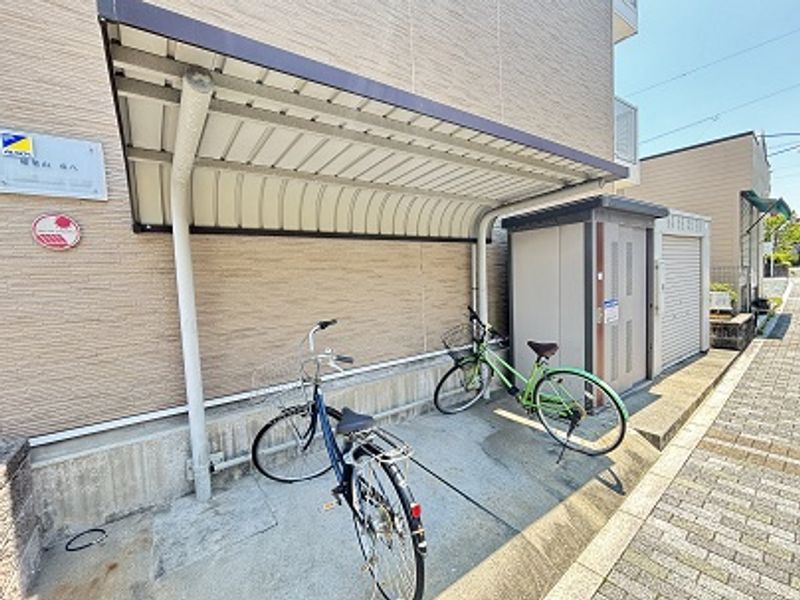 レオパレス稲葉山　彦八 共用部分