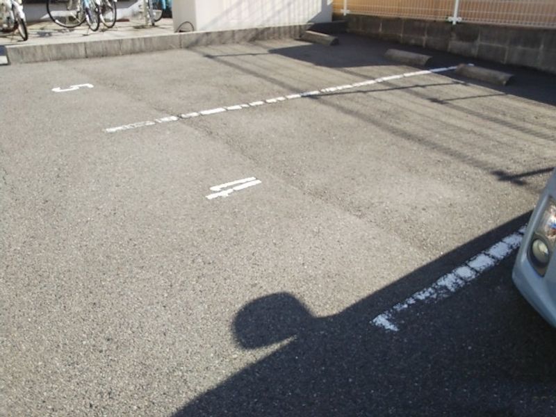 レオパレスＰＡＰＰＥＬ 駐車場