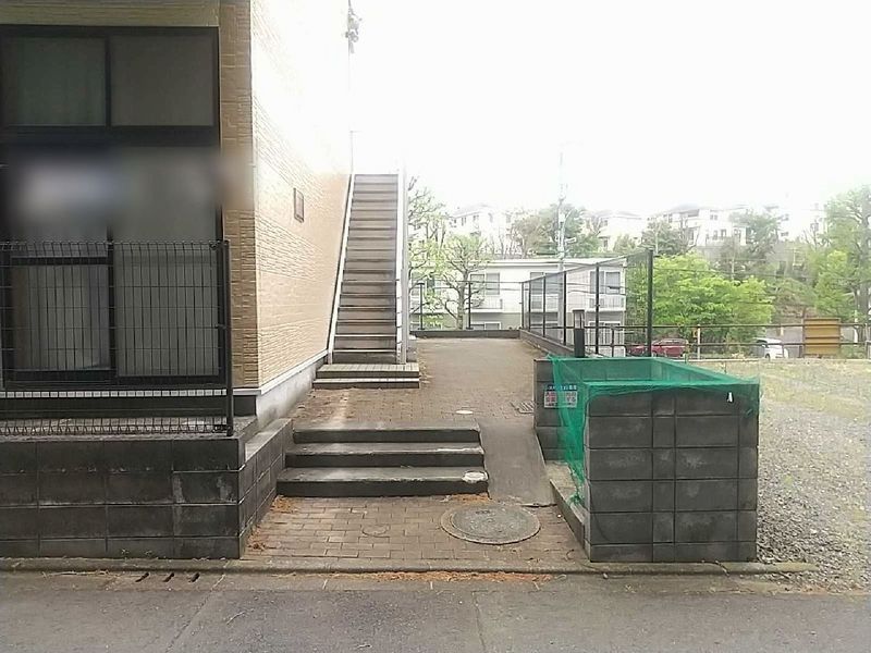 レオパレスメルベーユ エントランス