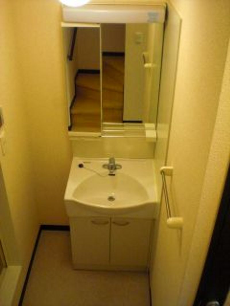 レオネクスト桑の葉 洗面台