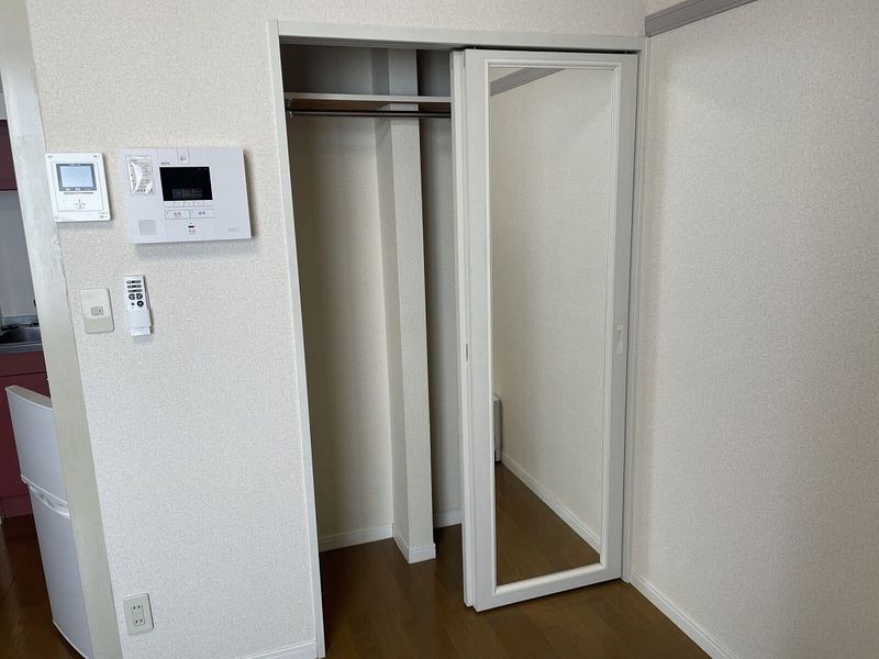 レオパレスフローラ 収納