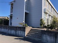 レオパレスサンシャインⅢ エントランス