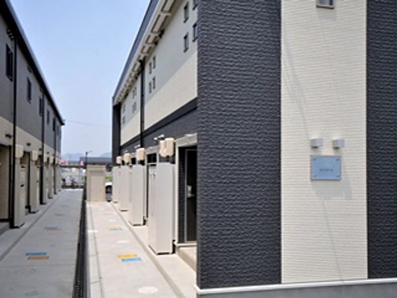 レオネクストさくらやⅣ 玄関