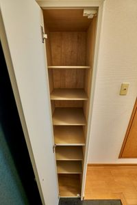 leopalace Flat Shinsakae Storage
