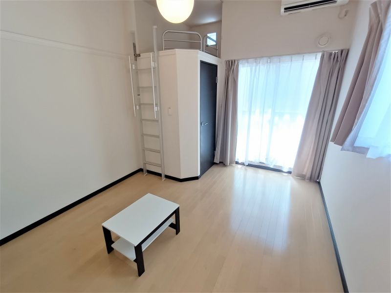 レオネクスト優 居間