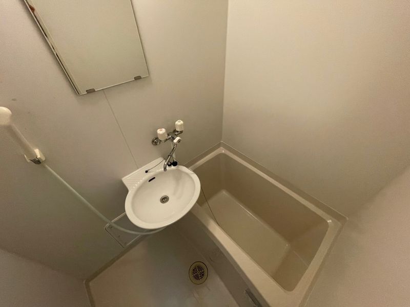 レオパレスコンフォートヴィヴレ 風呂