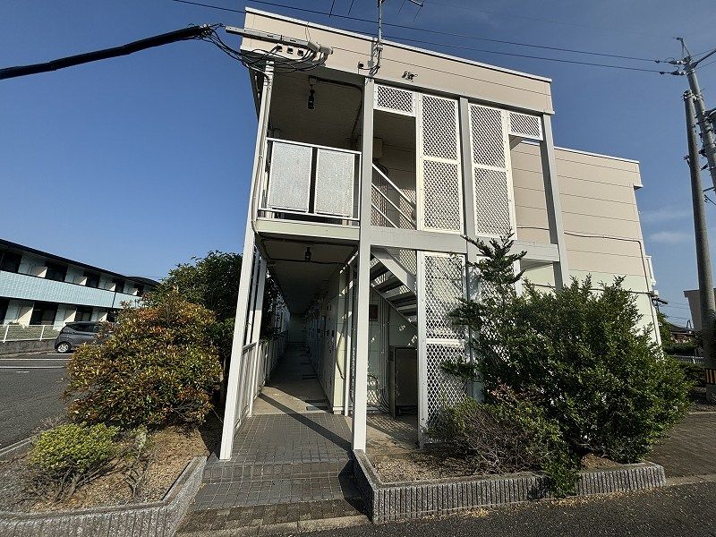 レオパレスブルーマリン 外観