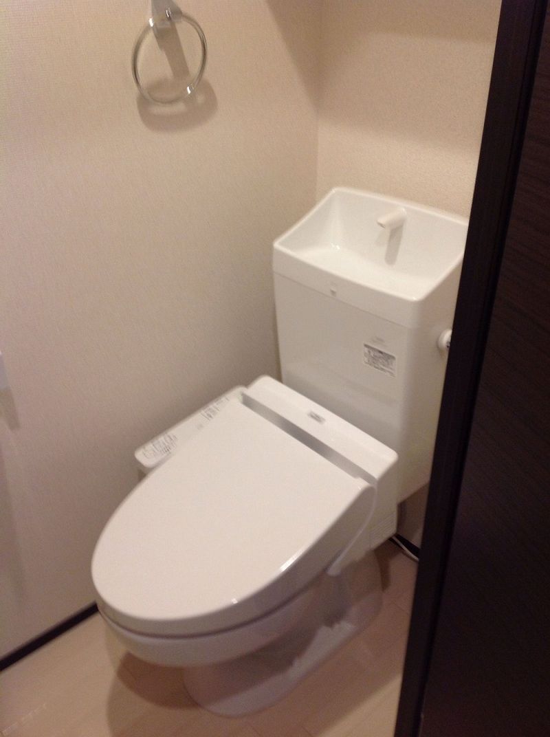 クレイノメトロノーム坂下 トイレ