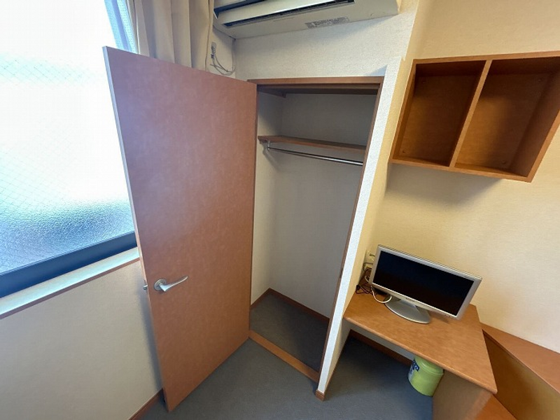 レオパレスセレーヌ新高円寺 収納