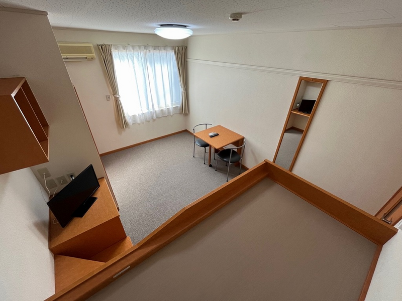 leopalace Cozy Court Bedroom