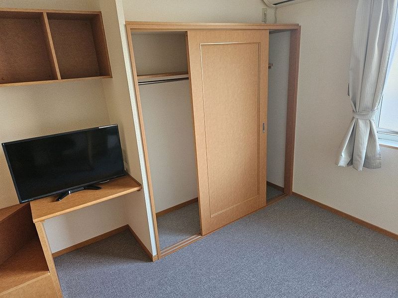 レオパレスグランシャリオ 収納