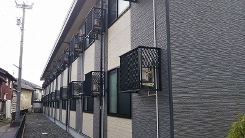 レオパレスコンパル津幡 バルコニー