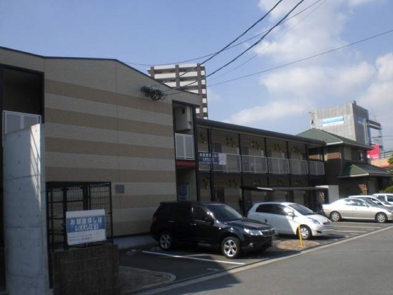 レオパレス花畑 外観