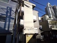 レオパレスイキ西新宿 外観