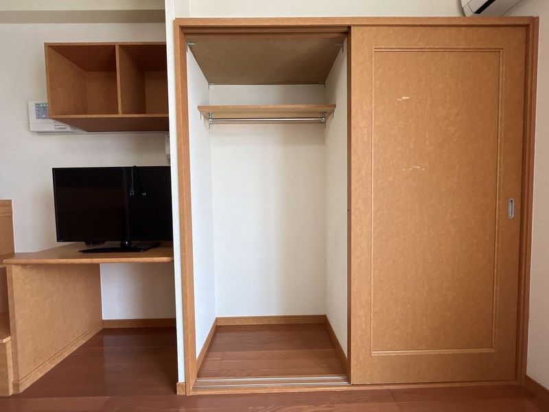 レオパレス福島北 収納
