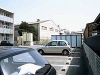 レオパレスソレーユ青江第二 駐車場