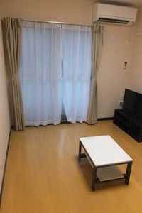 レオネクスト原木中山駅 居間