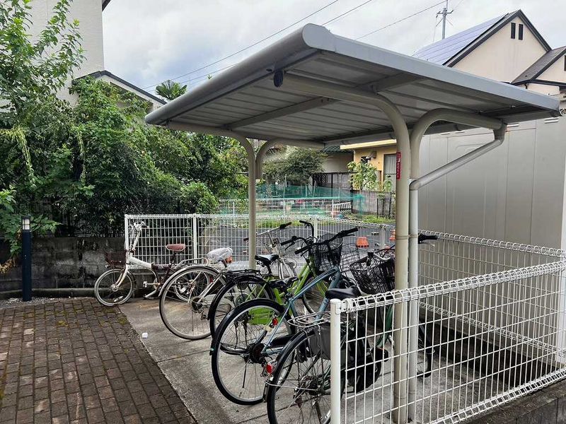 レオパレスローザリー 共用部分