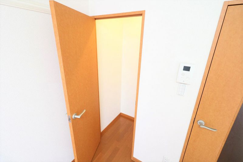 レオパレス三井田Ⅱ 収納