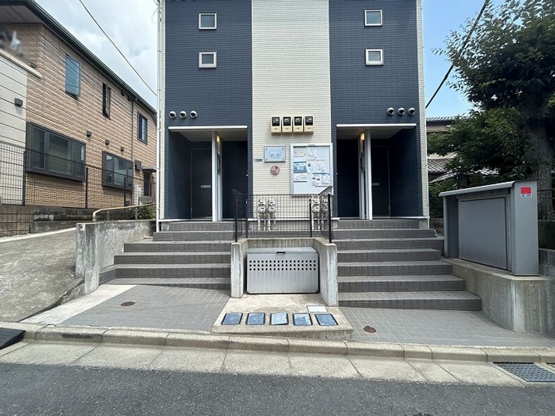 レオネクストかず エントランス