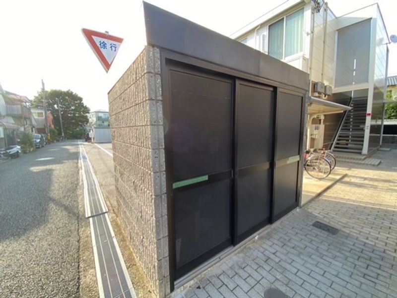 レオパレス箕面 共用部分