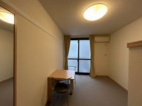 レオパレスアンフィールド 居間