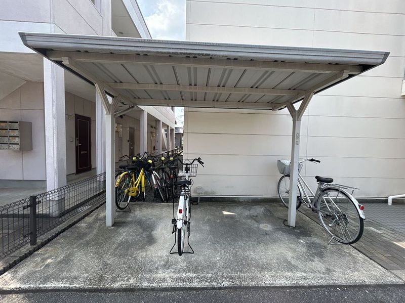 レオパレスＭ＆Ｋ 共用部分