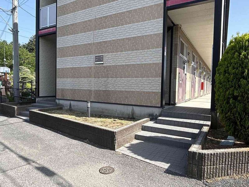 レオパレスｂｅｌ　ｓｕｏｎｏ エントランス